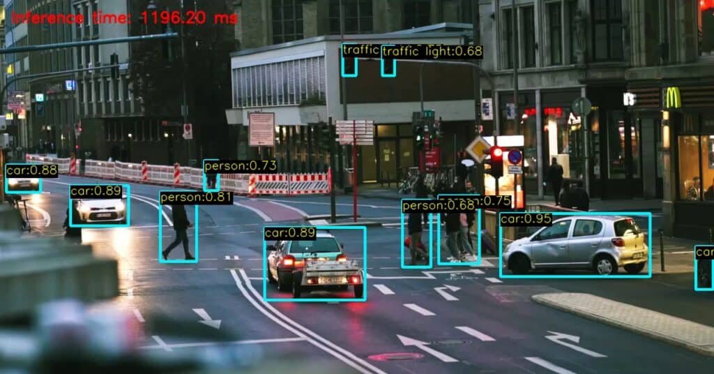 تشخیص اشیا با استفاده از YOLOv5 و OpenCV DNN در ++C و Python 9 خروجی YOLOv5x