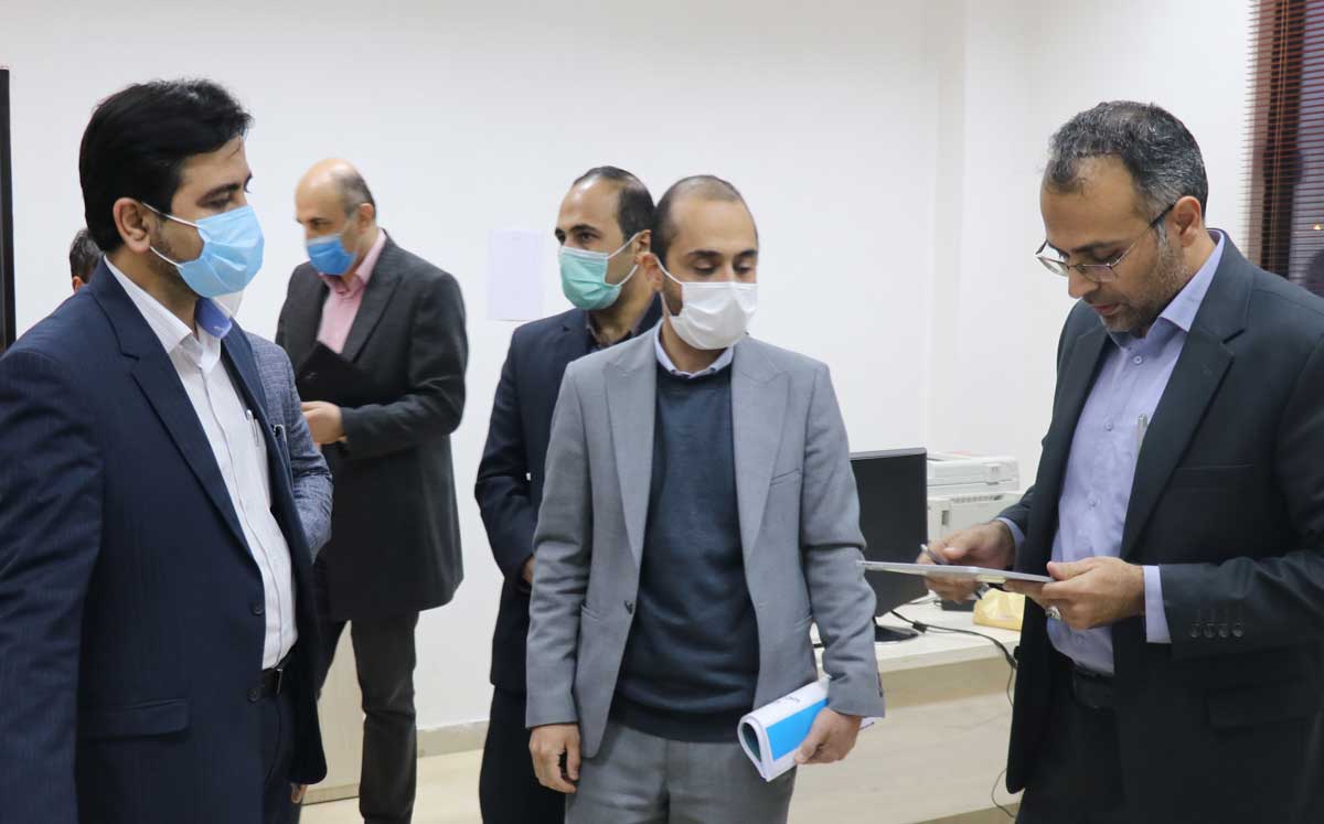 بازدید معاون وزارت عتف از شرکت دانش بنیان شهاب