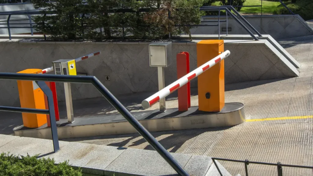 پلاک خوان برای شهرک صنعتی