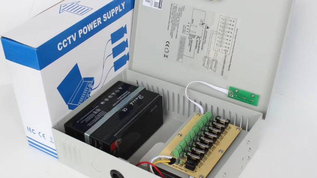 UPS برای دوربین مداربسته؛ محاسبه باتری و برق اضطراری 2 UPS برای دوربین مداربسته